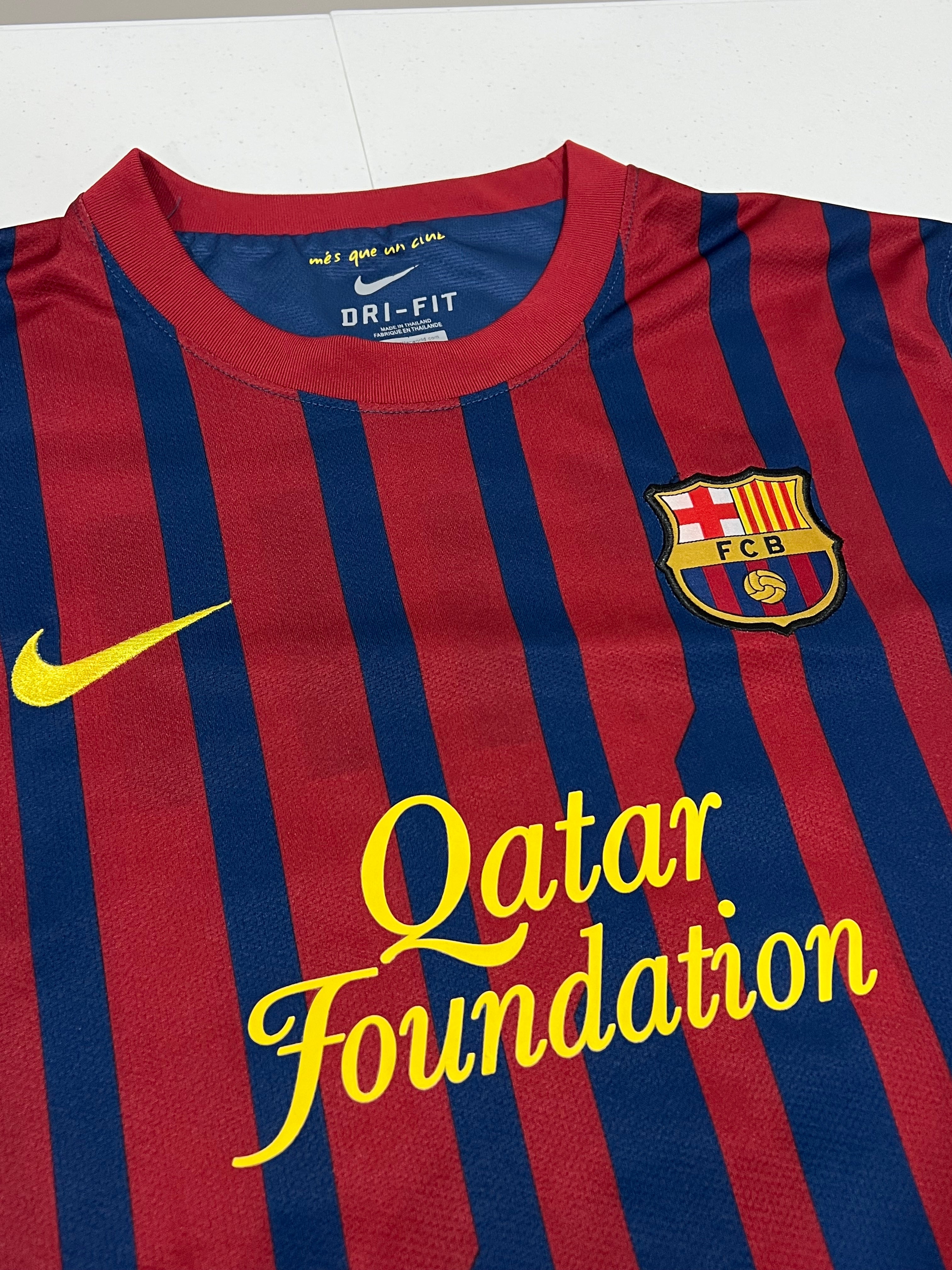 FC Barcelona 2011-12 Messi #10 Home Jersey, Size Medium