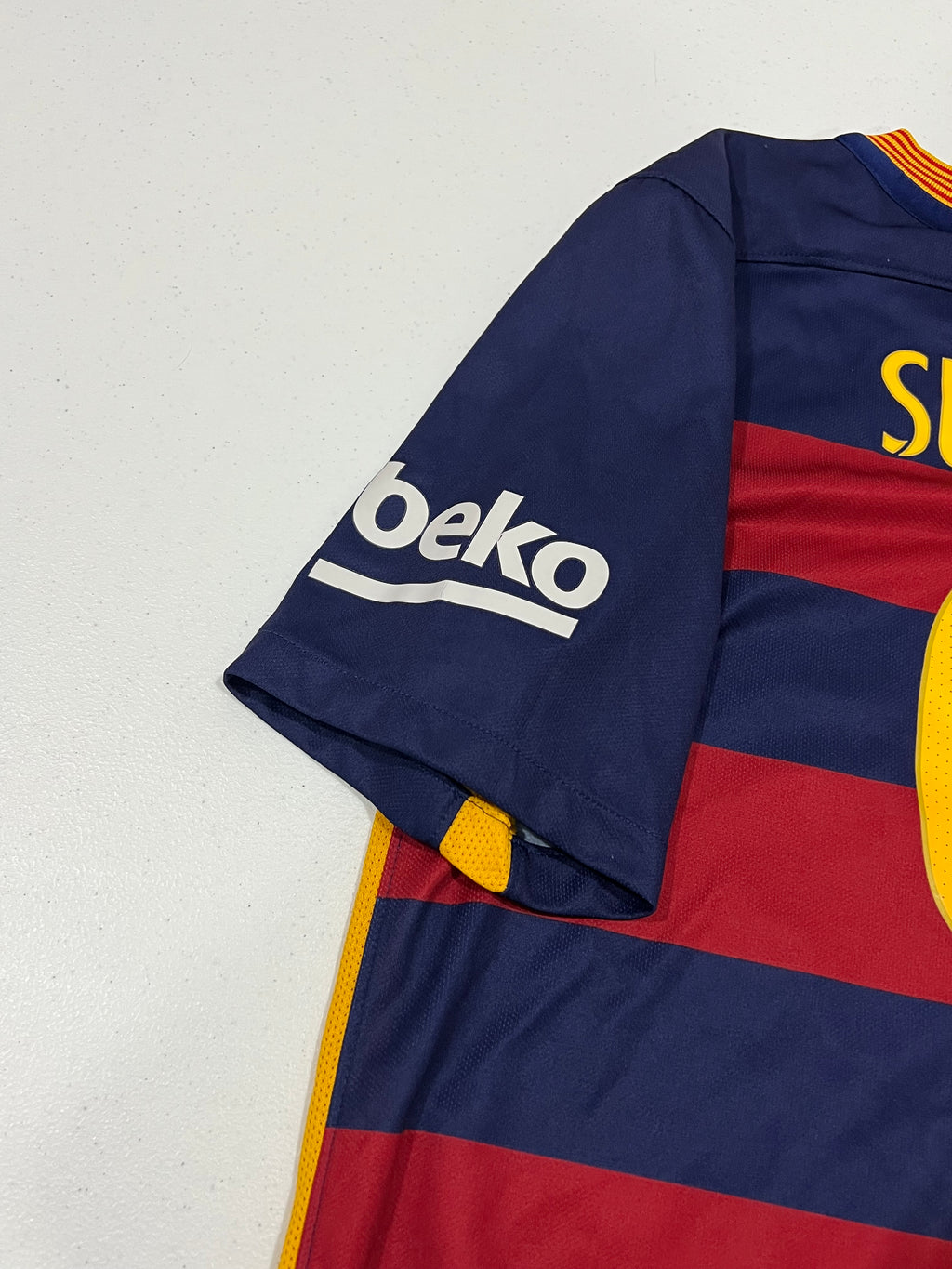 FC Barcelona 2015-2016 Suarez #9 Home Jersey Size Small