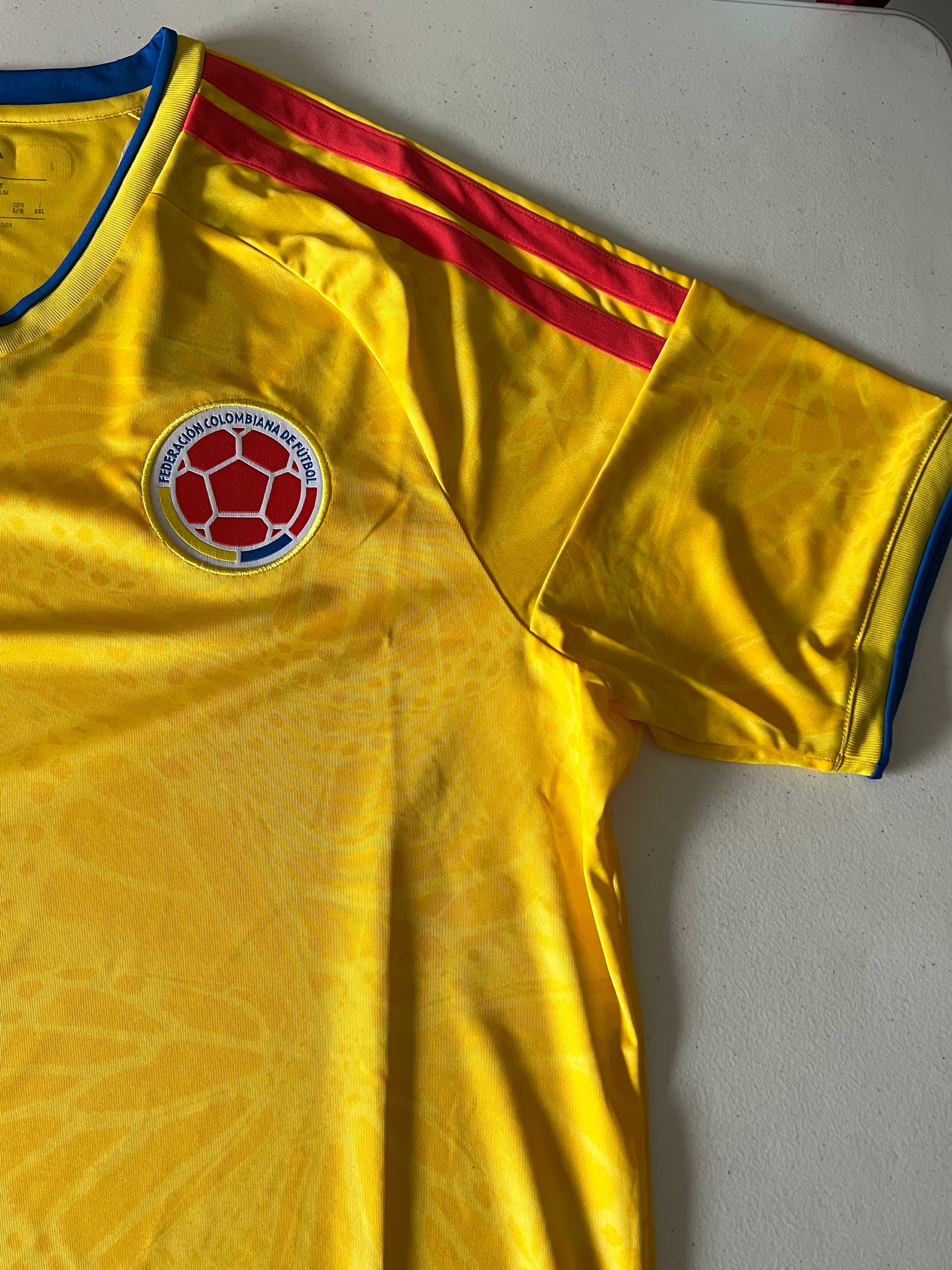 Colombia Home 2026 World Cup Jersey Size Large