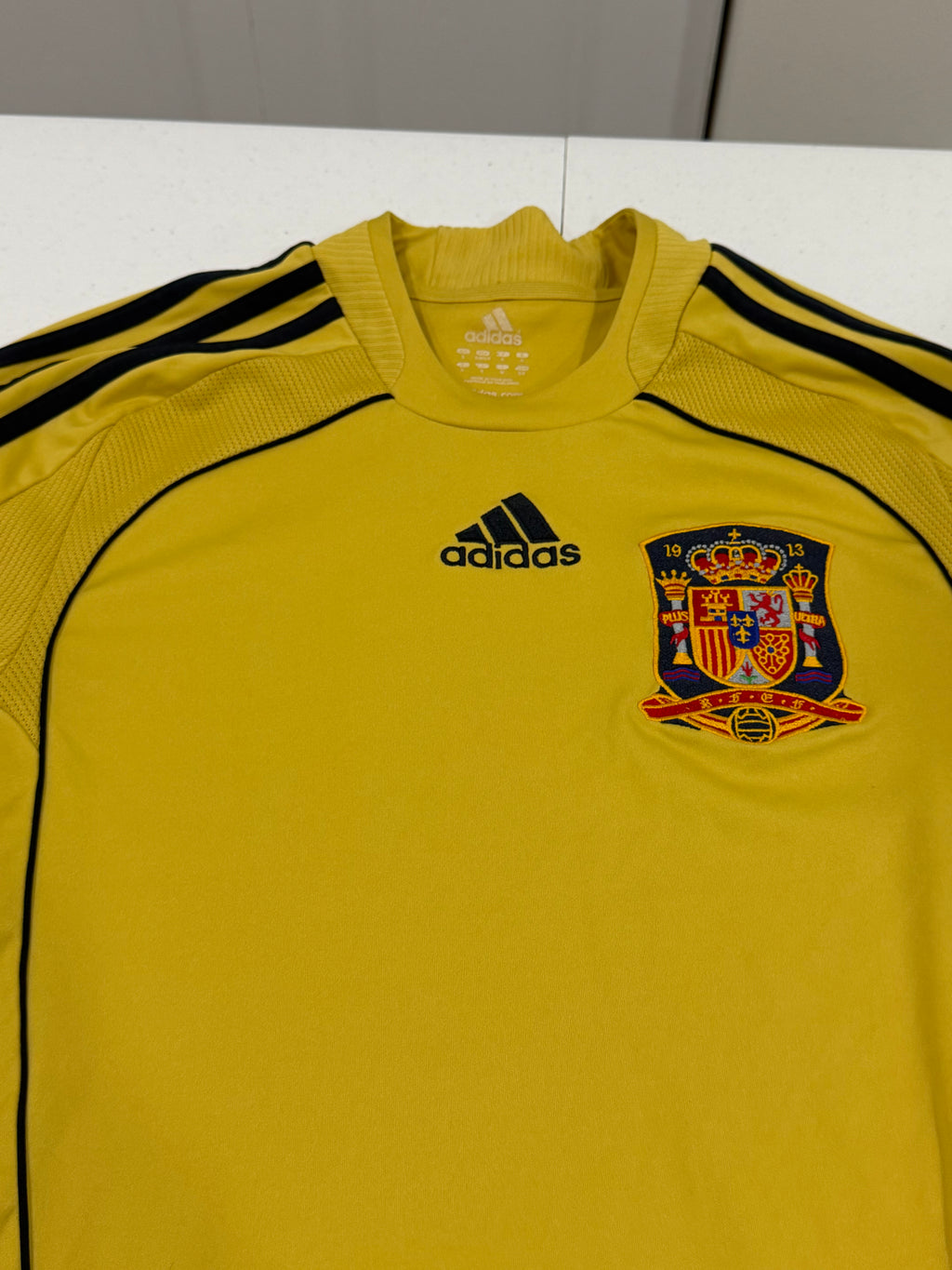 Spain 2008 Away Jersey Size Small