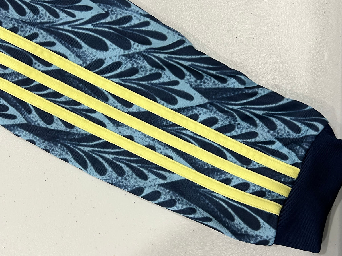 Club America 2025/26 Away Jersey Size Medium Long Sleeve BNWT