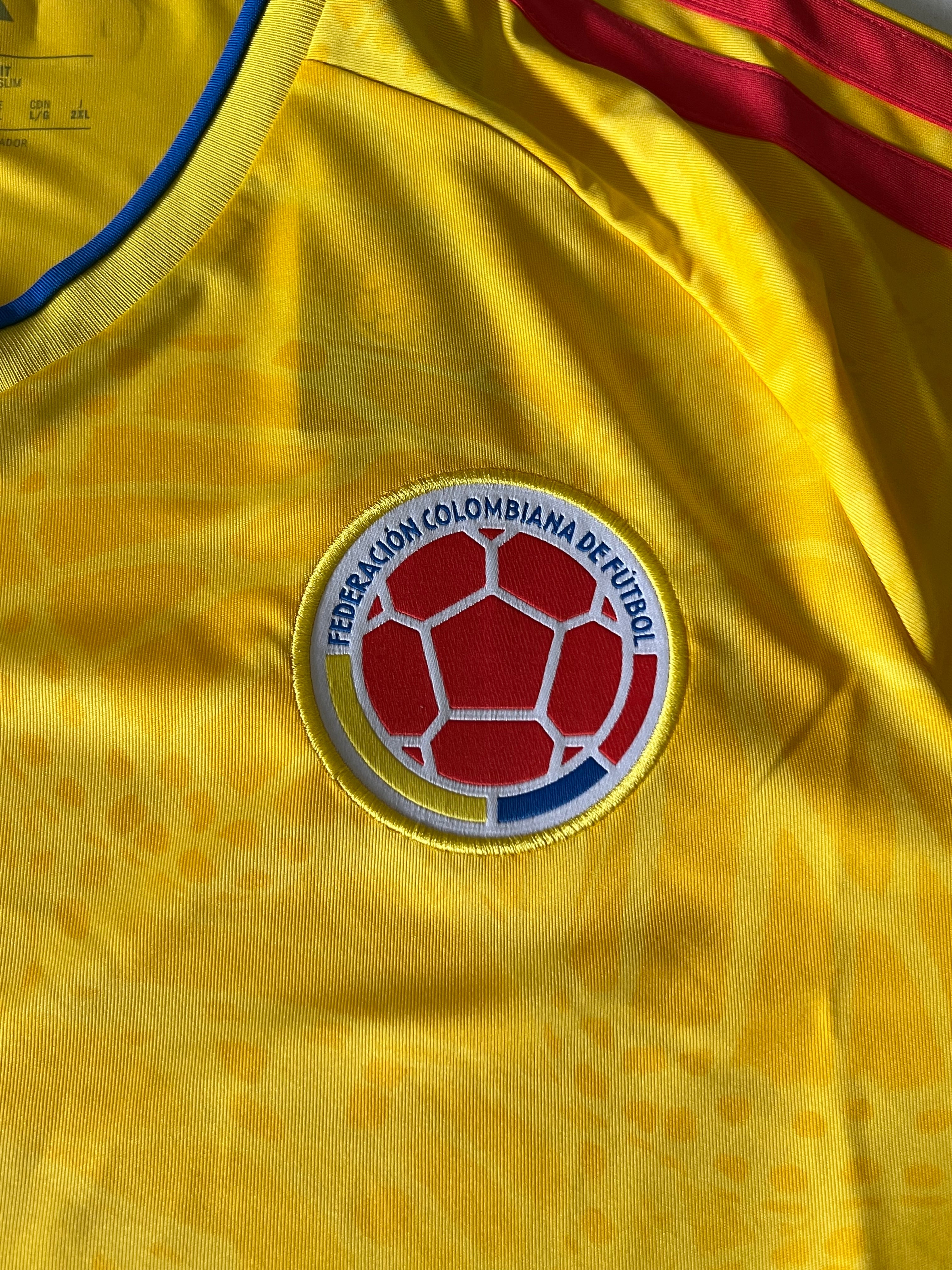 Colombia Home 2026 World Cup Jersey Size Large