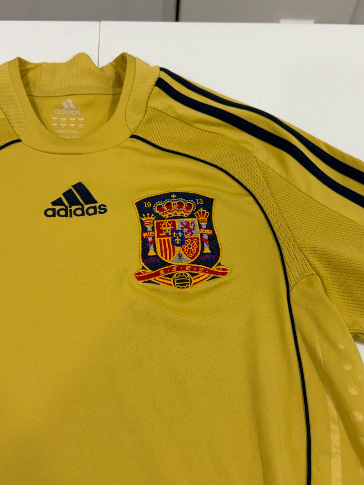 Spain 2008 Away Jersey Size Small