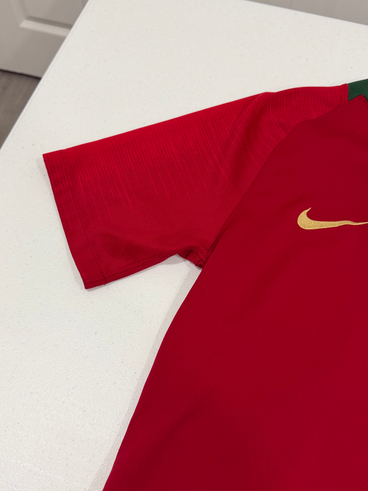 Portugal 2018-2019 Home Jersey Size Medium
