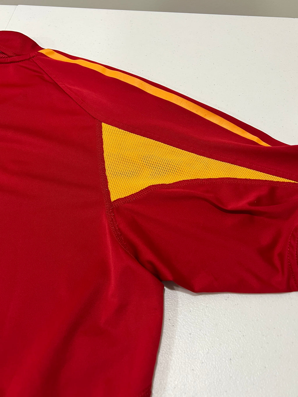 Spain 2004 Home Jersey Size Small
