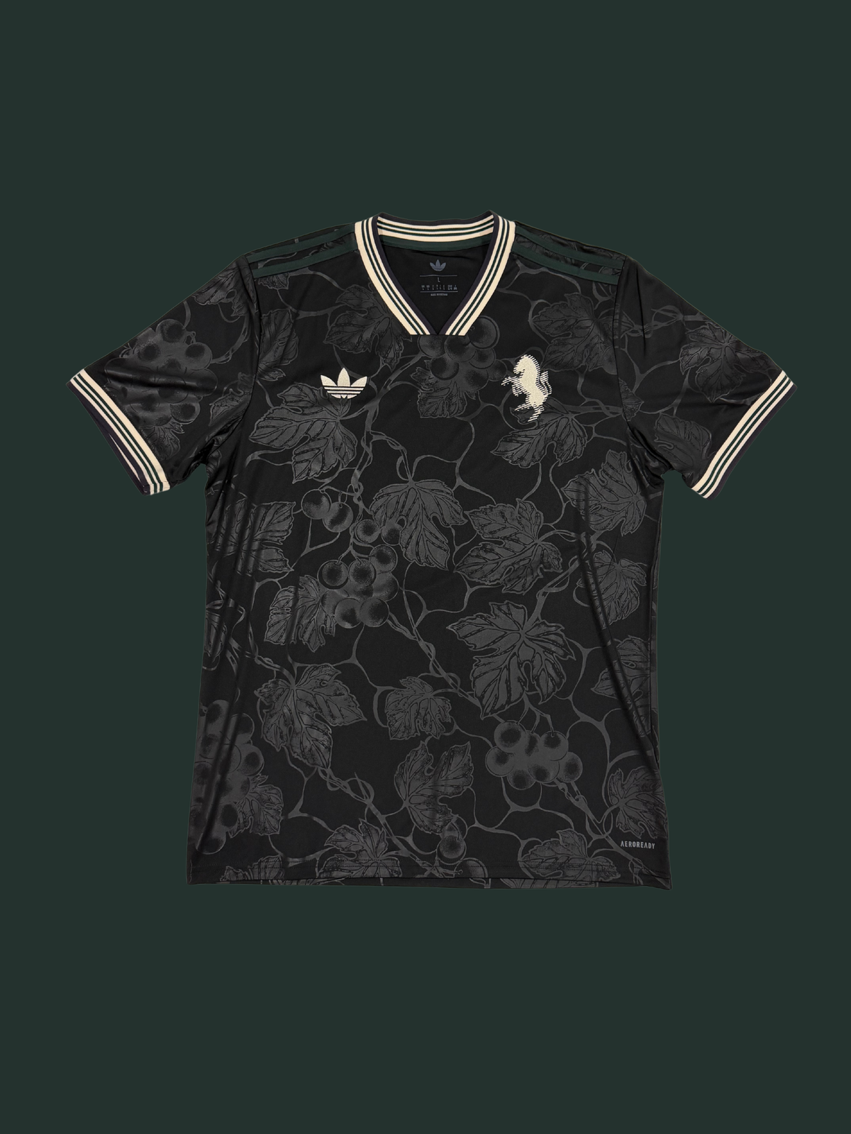 Juventus 2025-26 Third Jersey Size Large BNWT