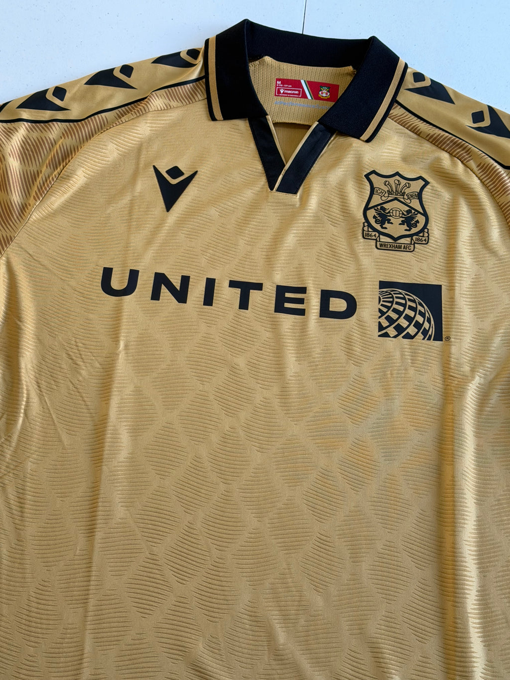 Wrexham 2024-25 Third Jersey Size Medium Long Sleeve BNWT