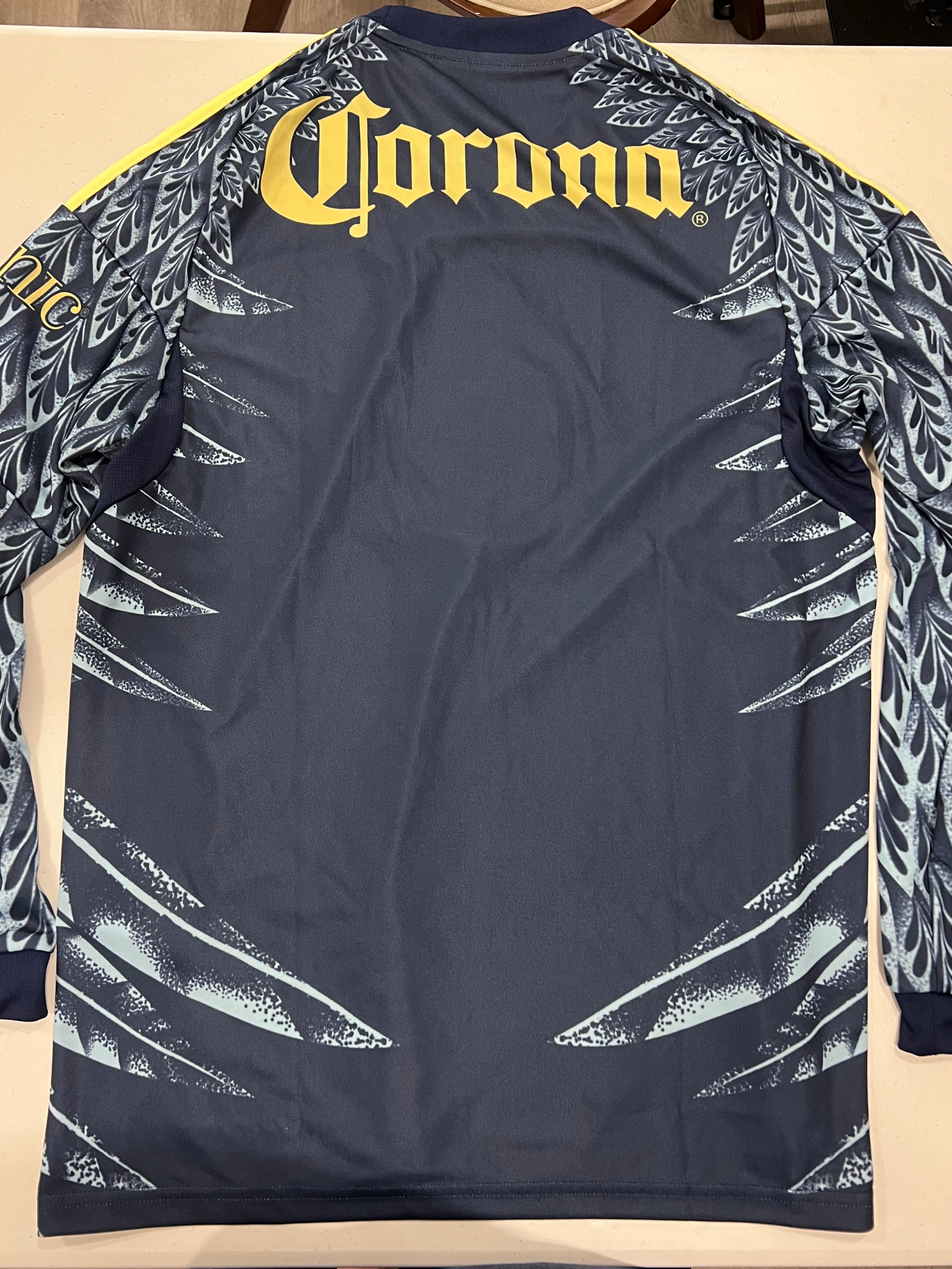 Club America 2025/26 Away Jersey Size Medium Long Sleeve BNWT