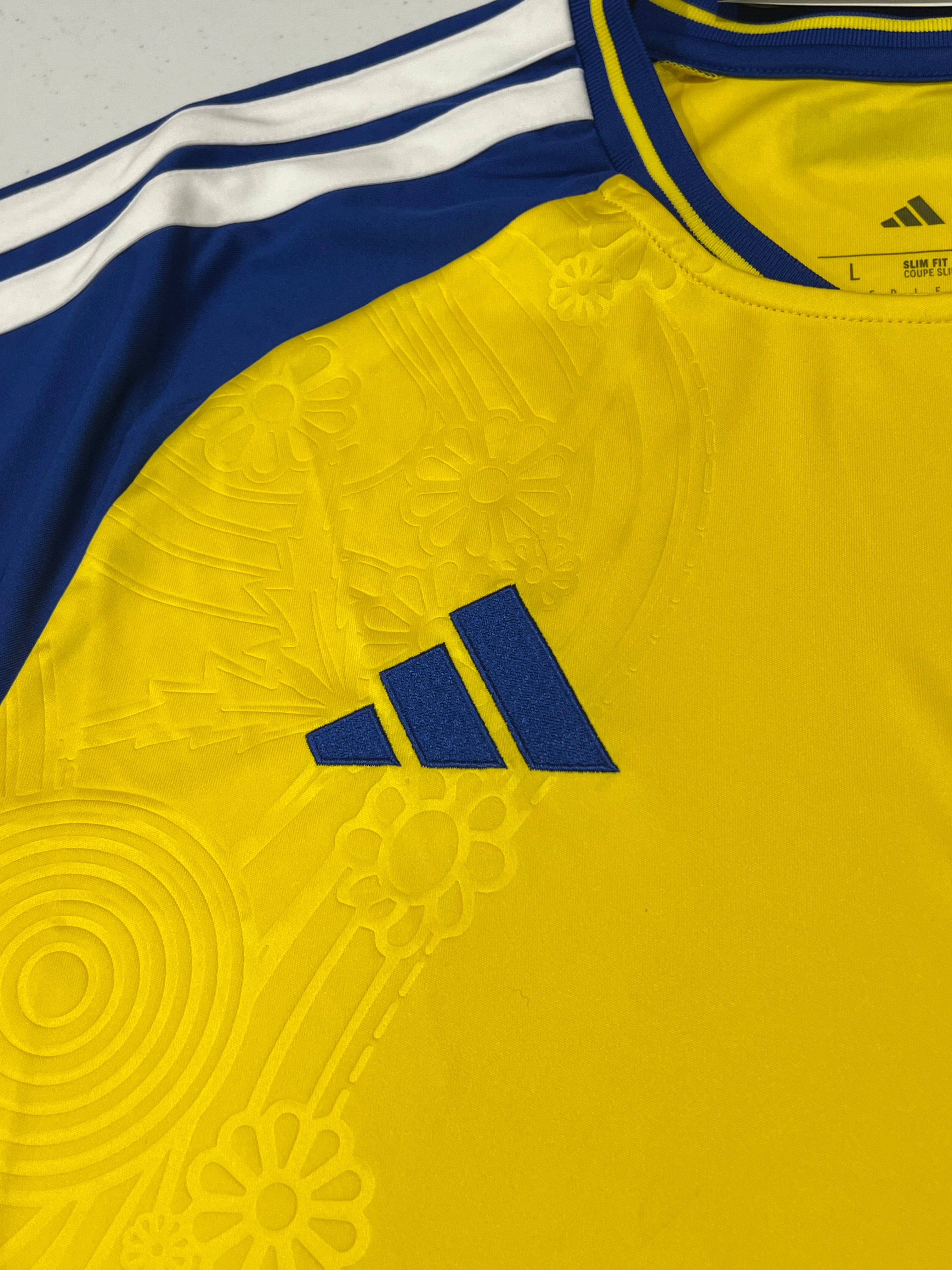Sweden Home 2026 World Cup Jersey Size Large