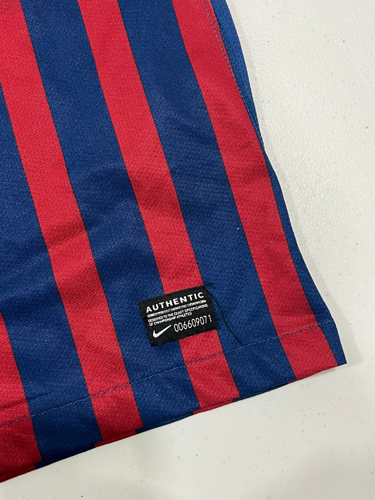 FC Barcelona 2011-12 Messi #10 Home Jersey, Size Medium
