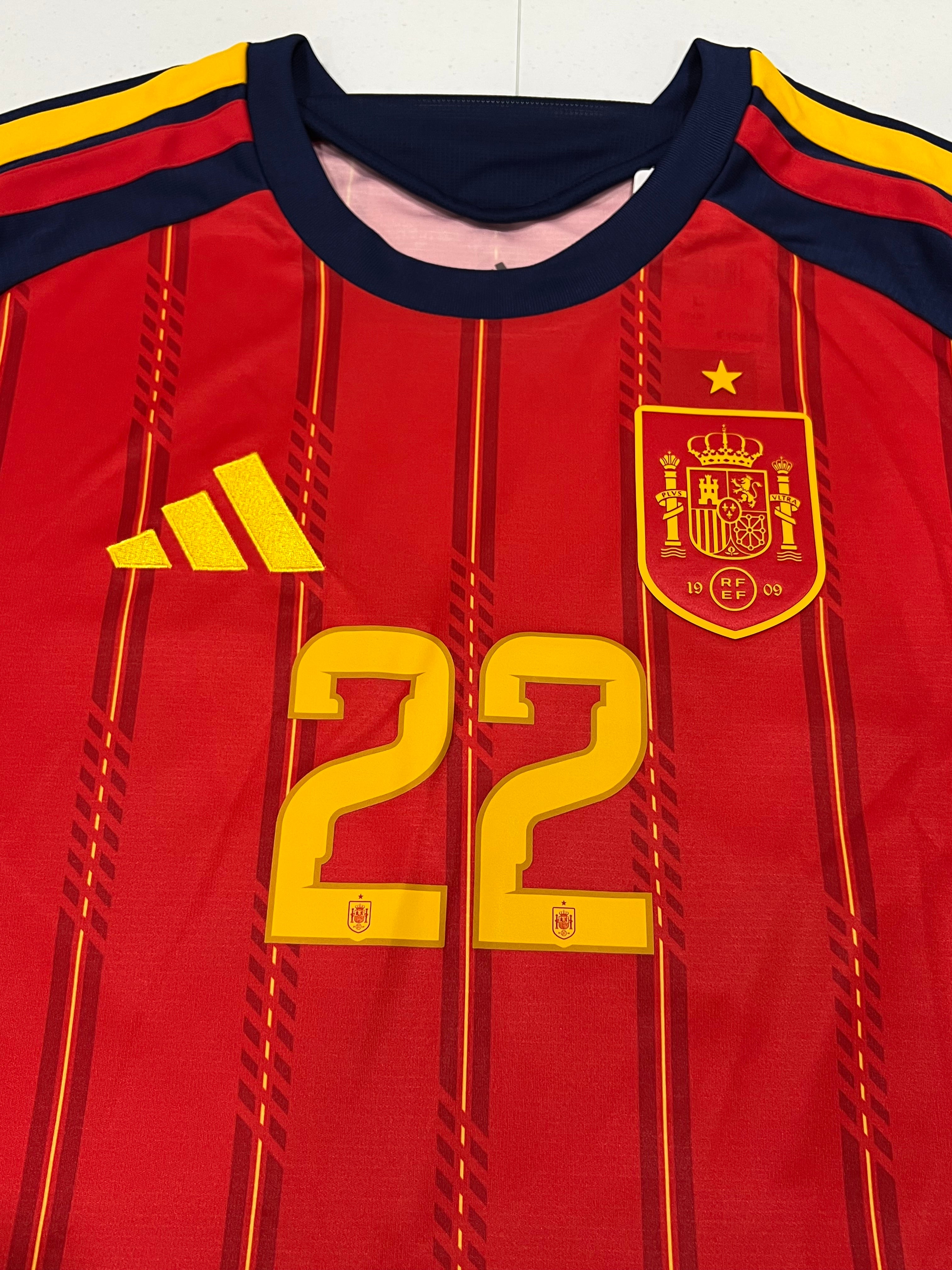 Spain 2026 Home Pau Cubarsi #22 World Cup Jersey Size Large BNWT