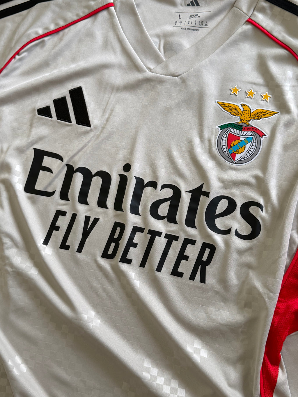 Benfica 2025-26 Away Jersey Size Large BNWT