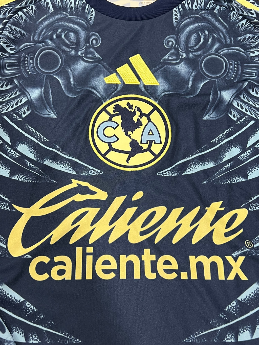 Club America 2025/26 Away Jersey Size Medium Long Sleeve BNWT