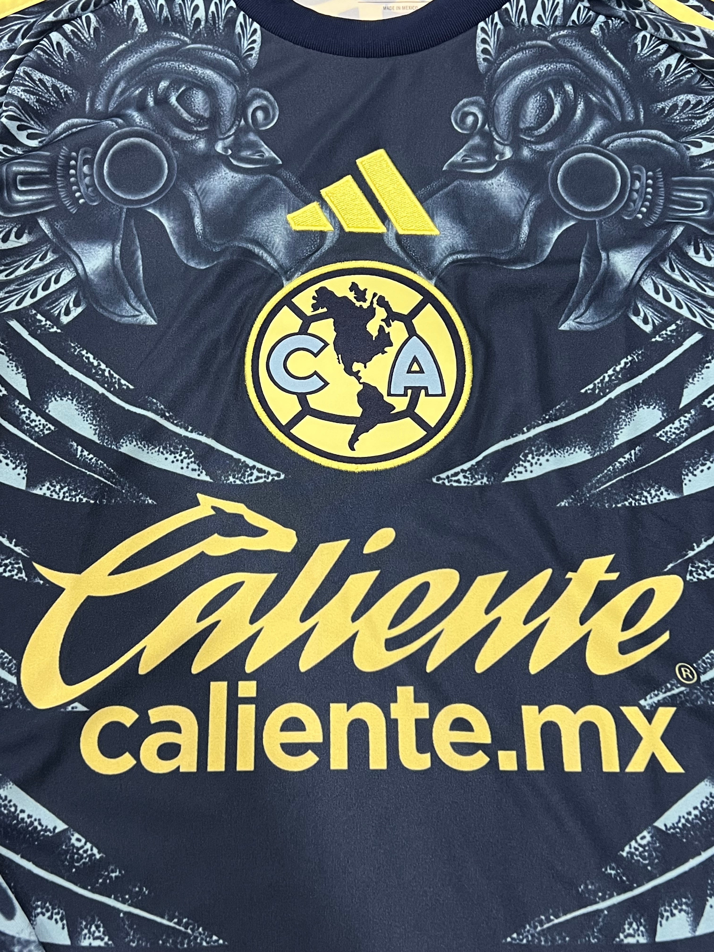 Club America 2025/26 Away Jersey Size Medium Long Sleeve BNWT
