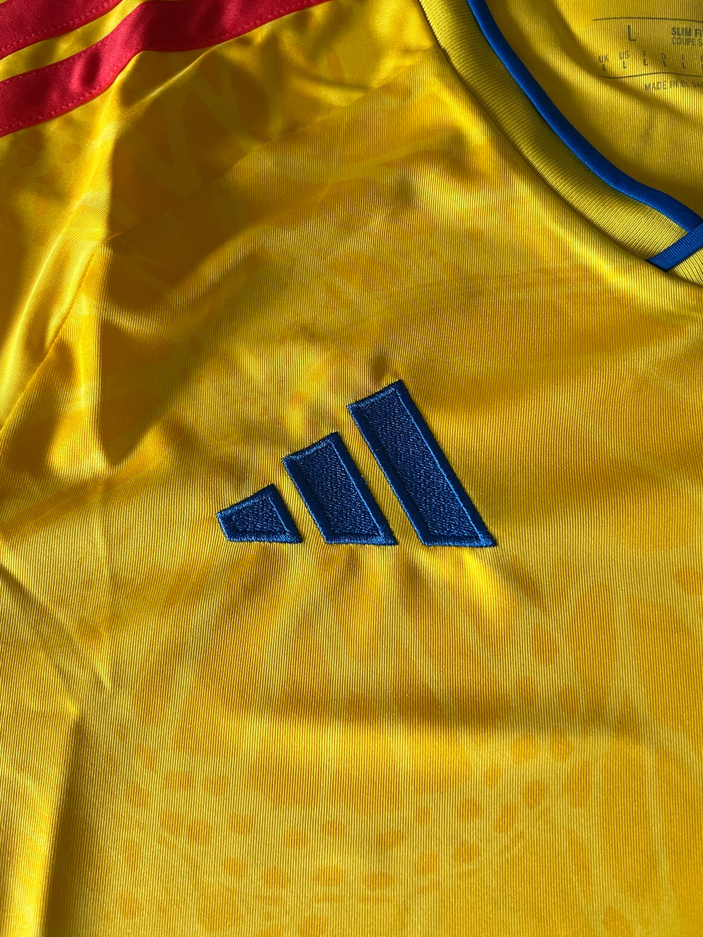 Colombia Home 2026 World Cup Jersey Size Large