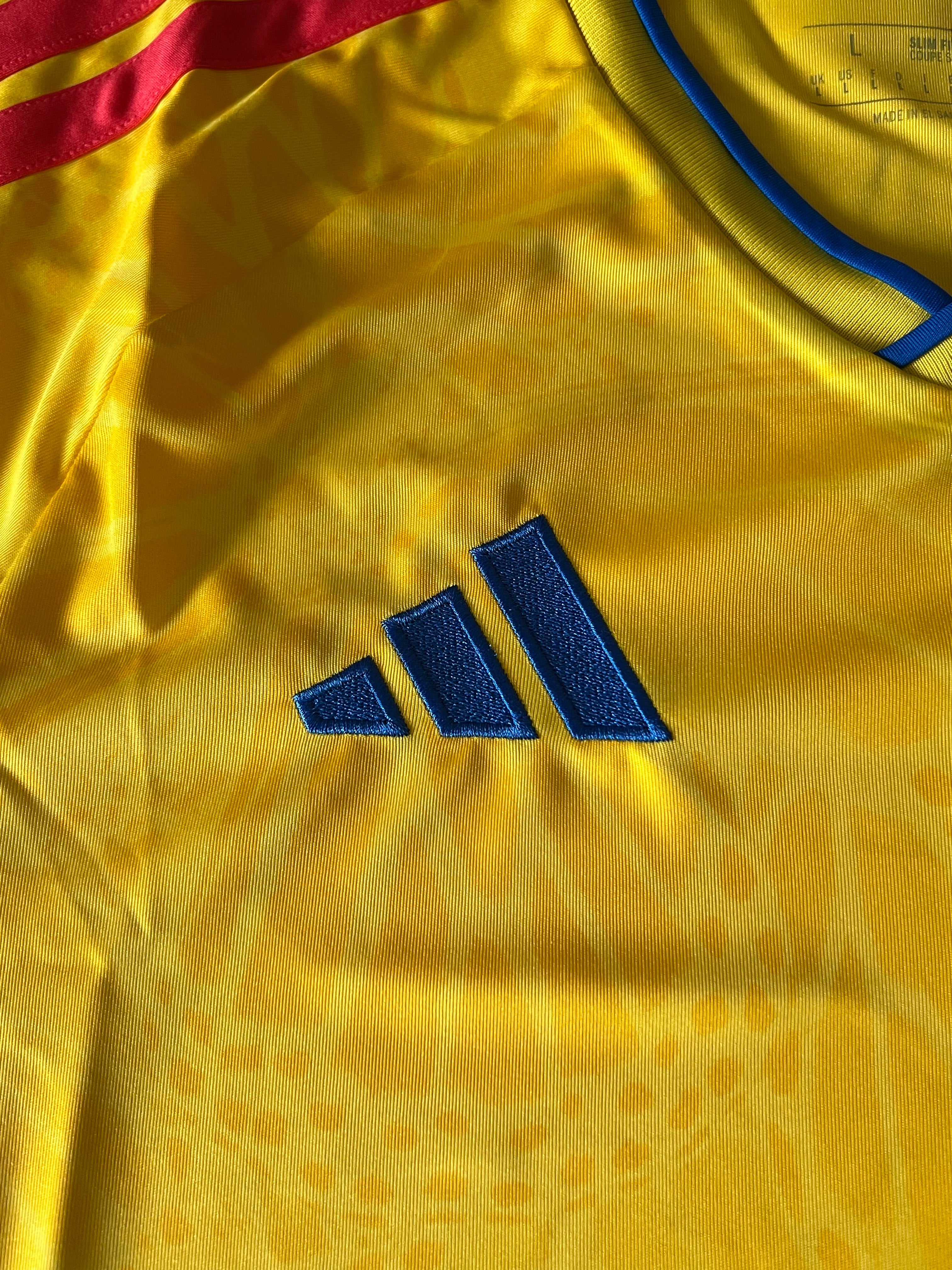 Colombia Home 2026 World Cup Jersey Size Large