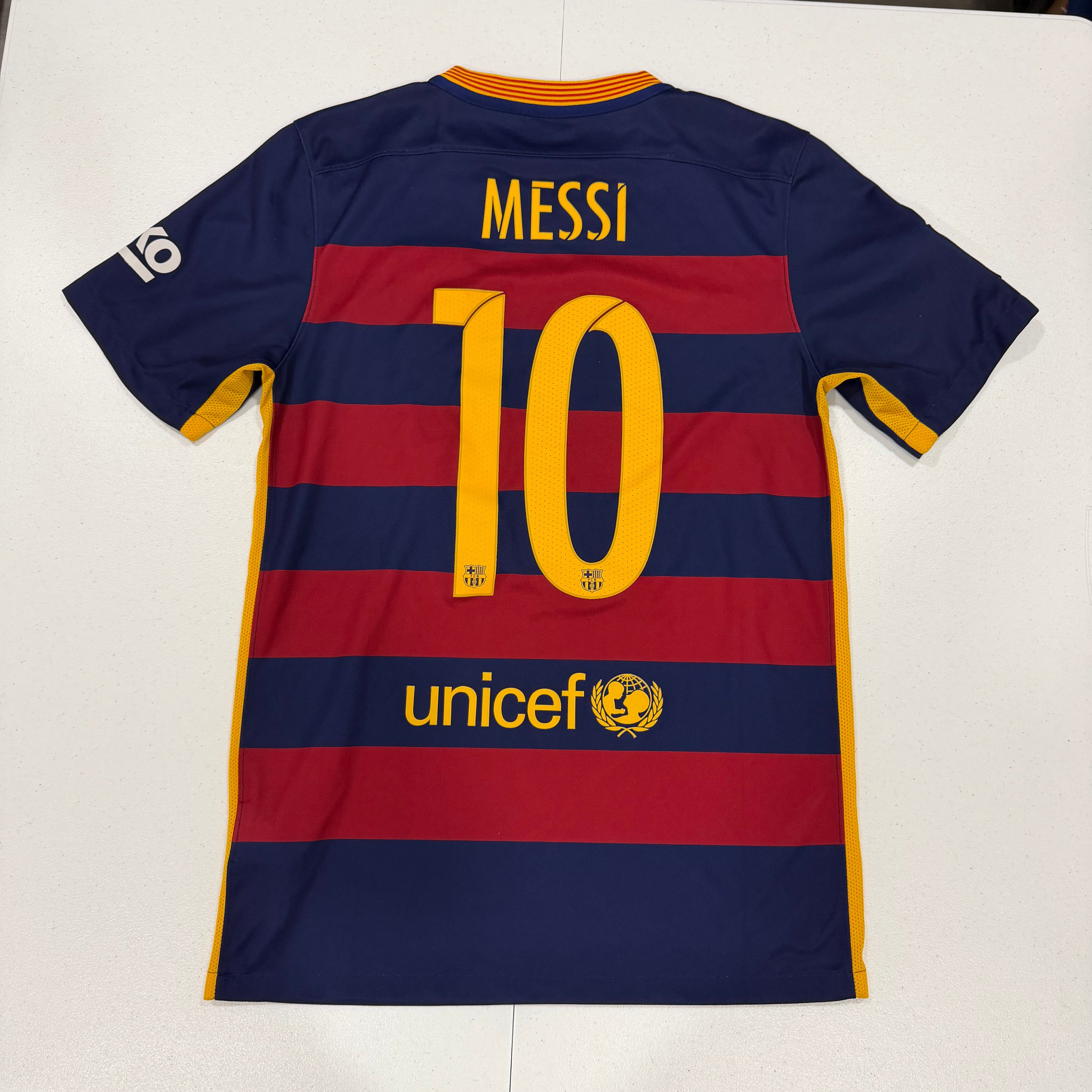 FC Barcelona 2015-16 Messi #10 Home Jersey Size Small