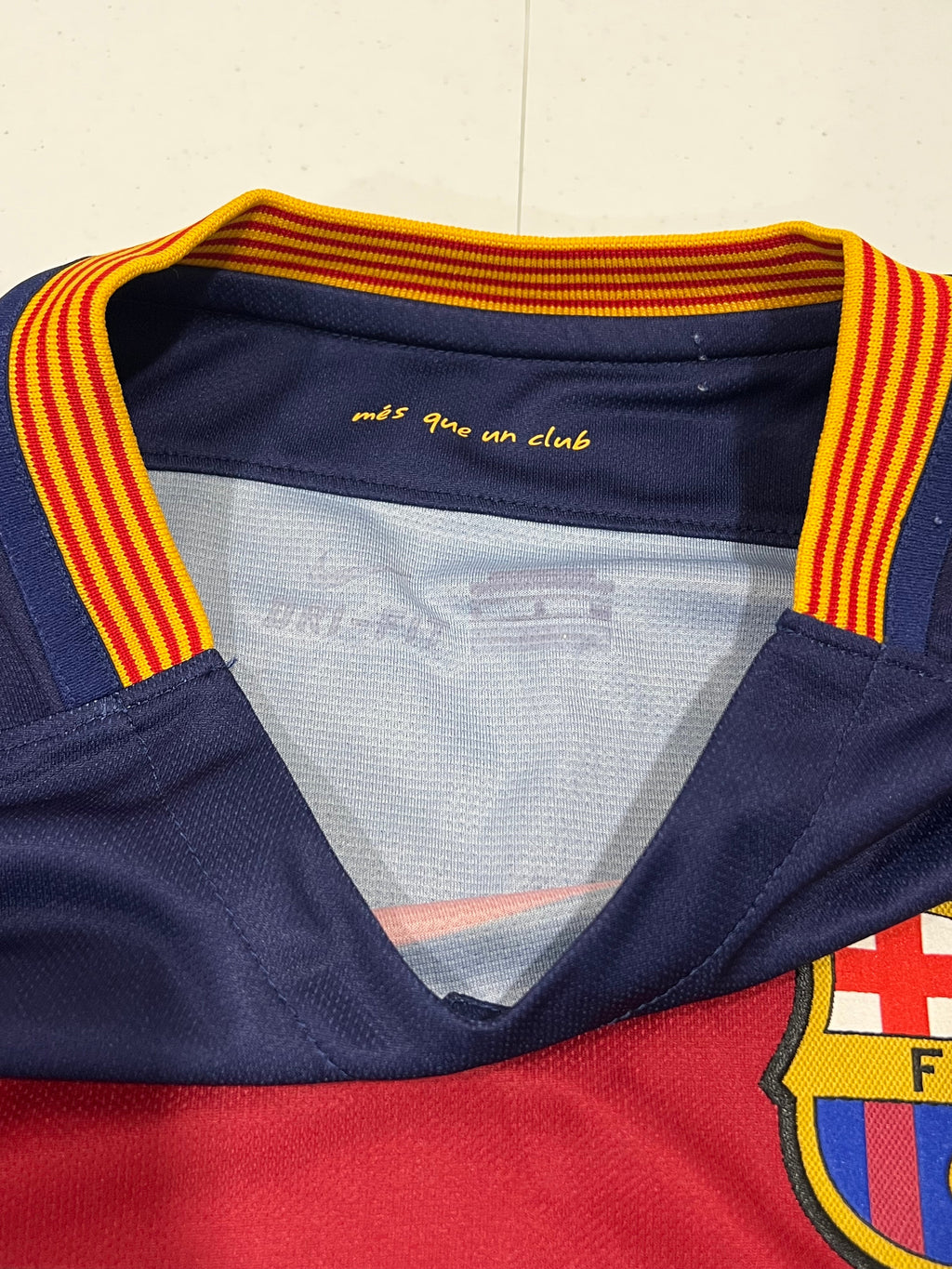 FC Barcelona 2015-2016 Suarez #9 Home Jersey Size Small