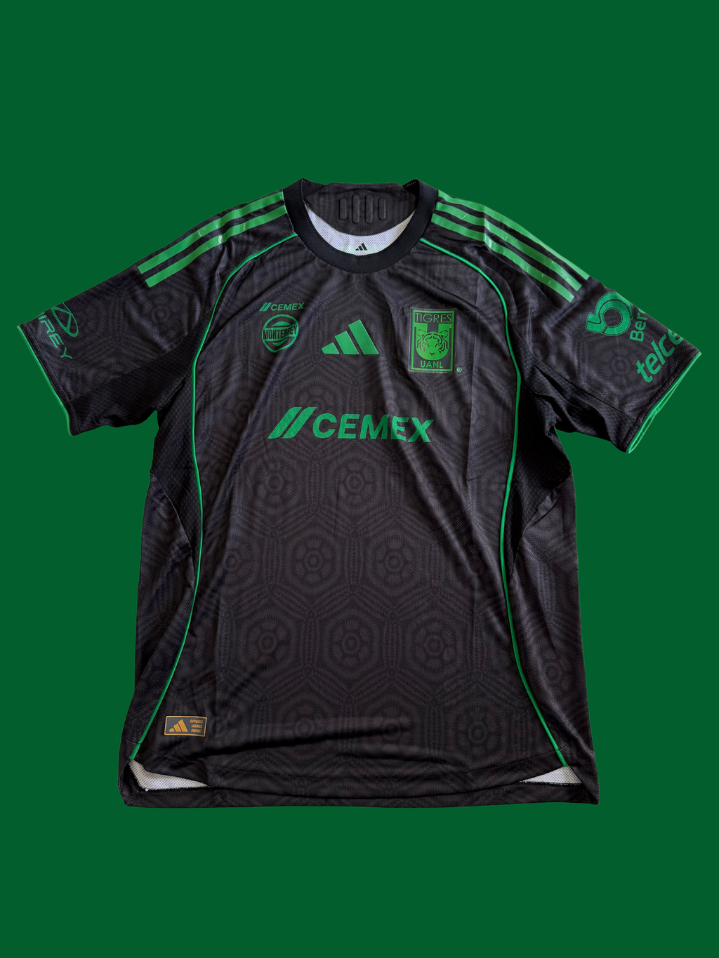 Tigres UANL 2025-26 Away Jersey Player Version Size Large BNWT