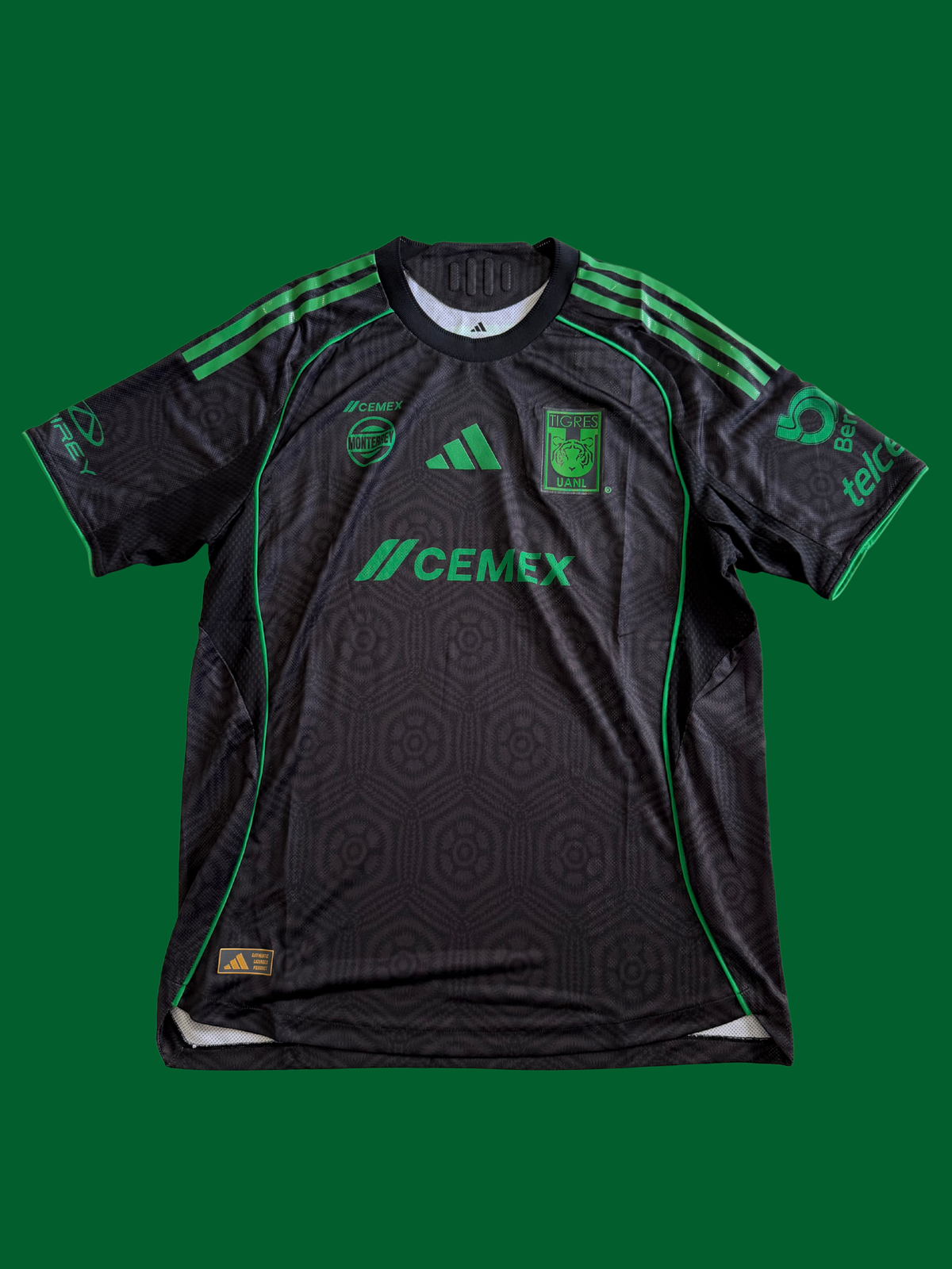 Tigres UANL 2025-26 Away Jersey Player Version Size Large BNWT