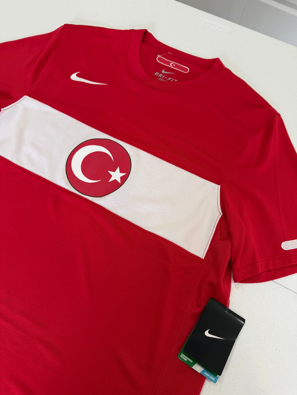 Turkey 2010 Home Jersey Size Medium Vintage Soccer BNWT