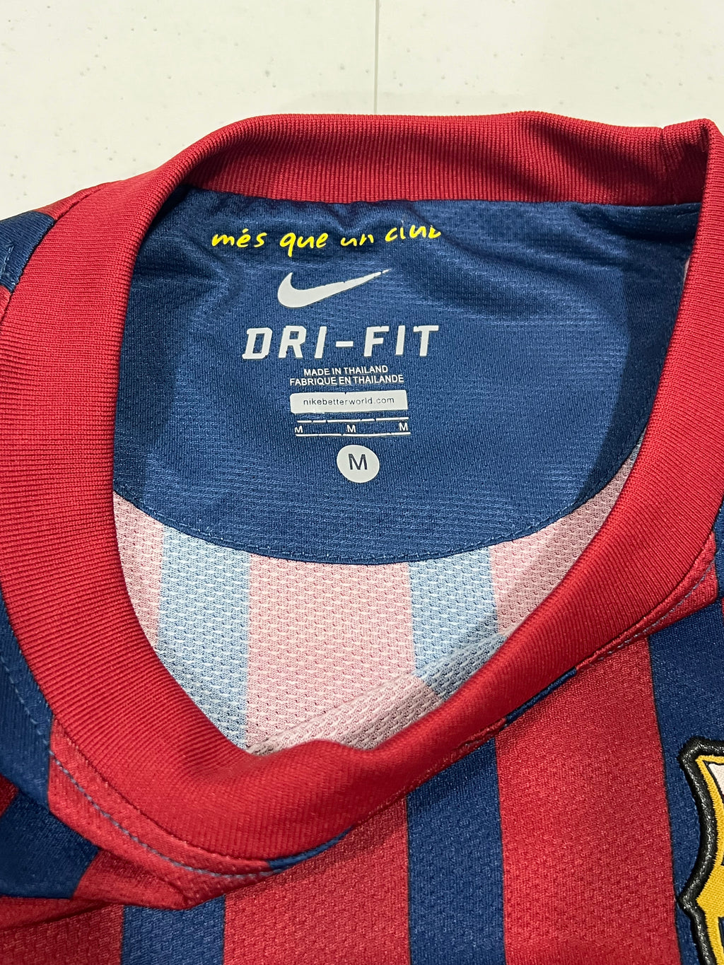 FC Barcelona 2011-12 Messi #10 Home Jersey, Size Medium