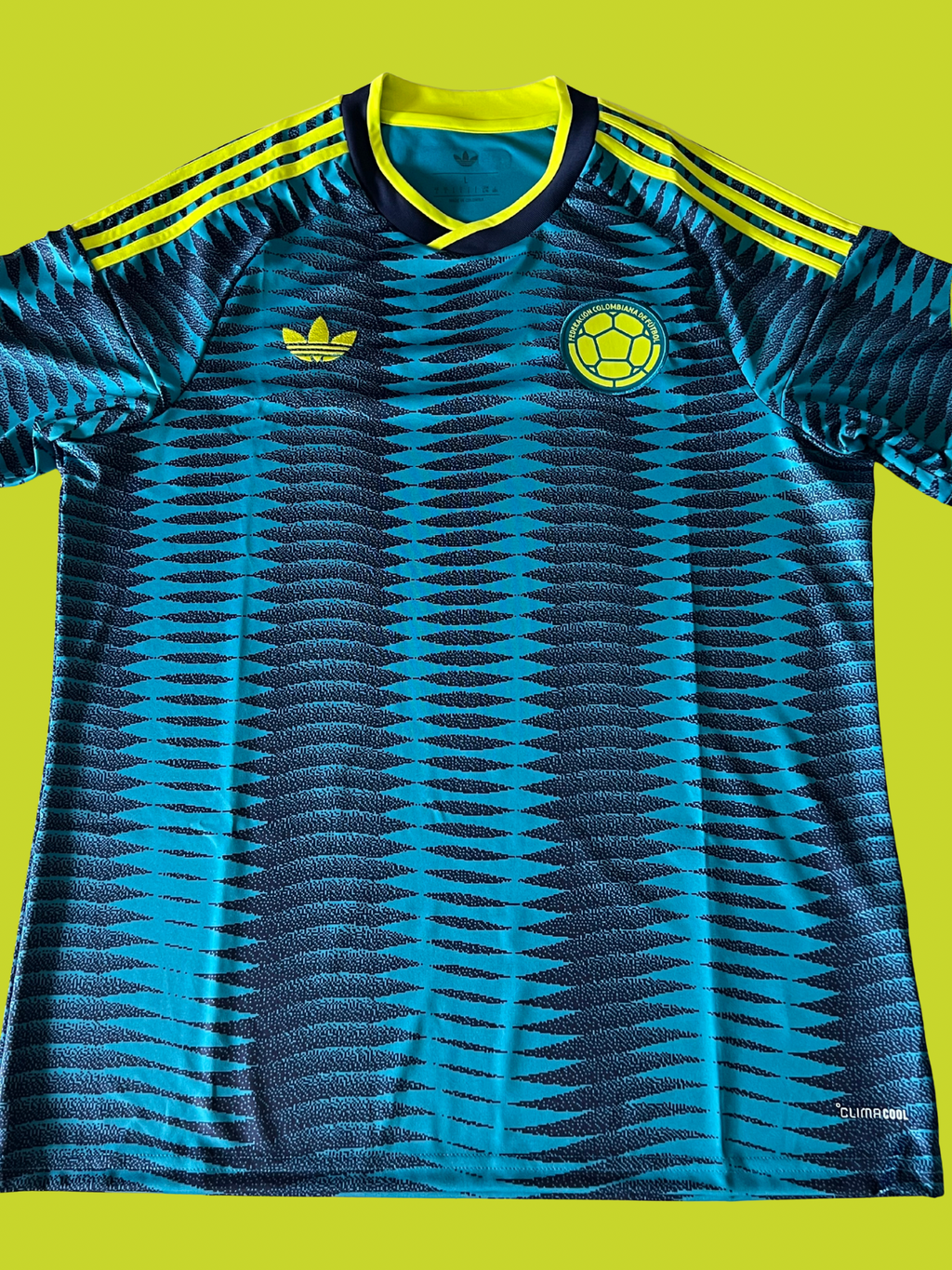 Colombia Away 2026 World Cup Jersey Size Large